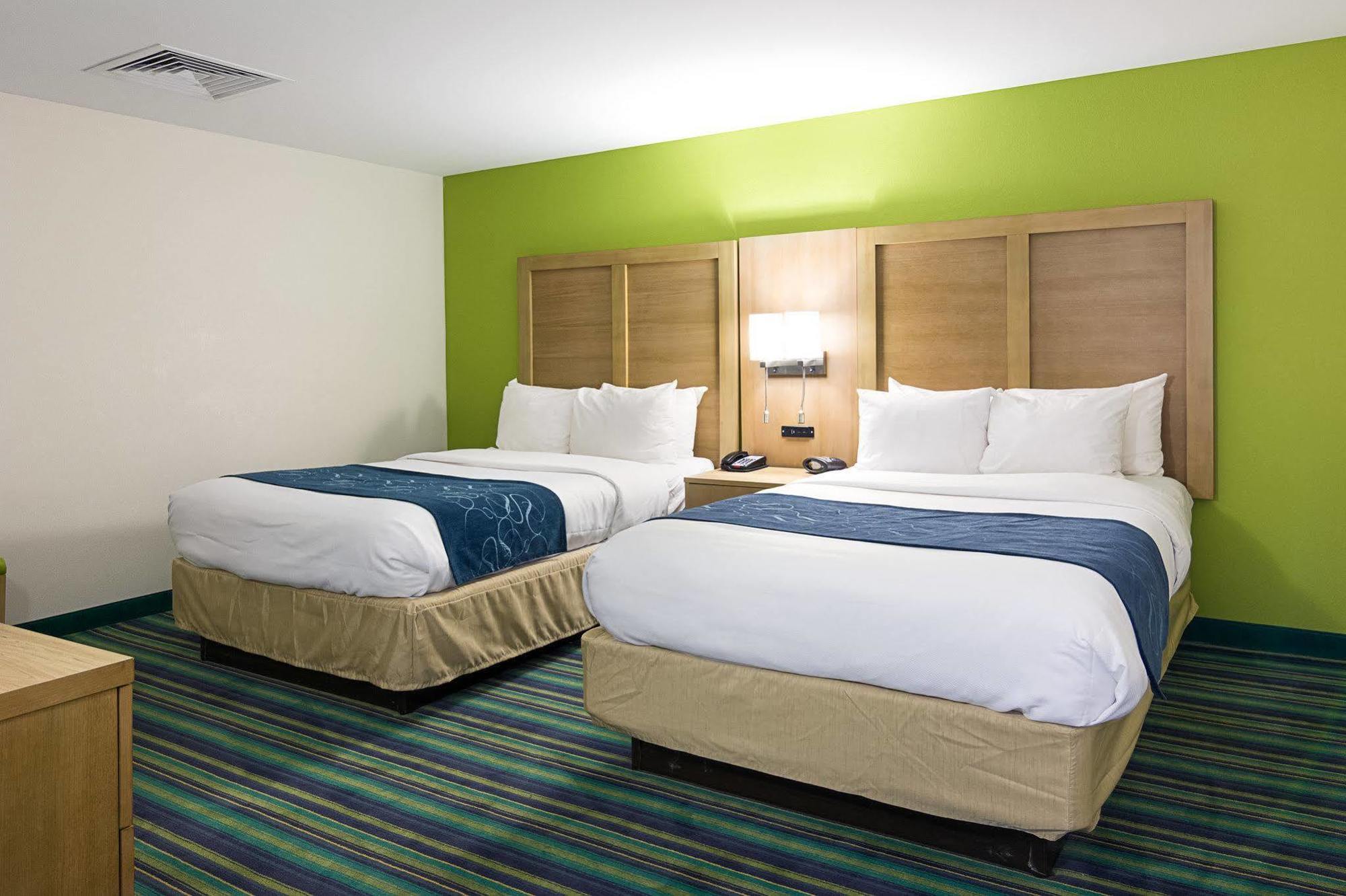 Comfort Suites Beachfront Вірджинія-Біч Екстер'єр фото